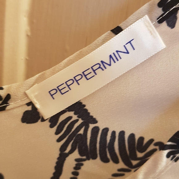 Zebra print dress size large - Picture 2 of 2